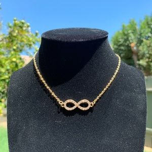 Gold infinity sign necklace😍